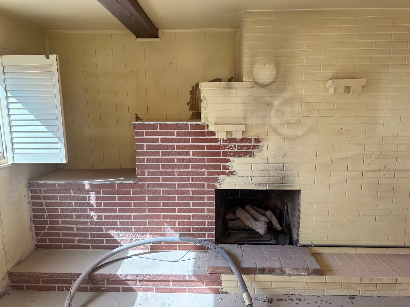 Brick paint removal close-up
