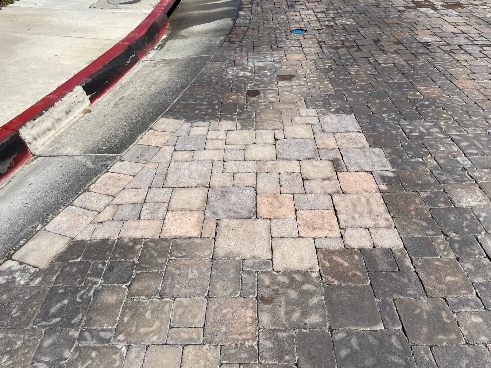 Curb Paint Removal dustless blasting